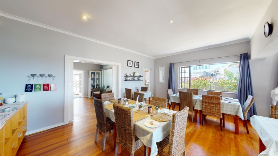 10 Bedroom Property for Sale in Summerstrand Eastern Cape